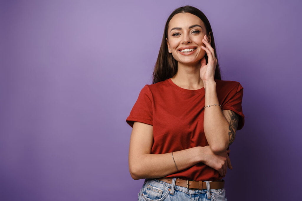 happy beautiful brunette girl smiling and looking 2023 11 27 05 30 23 utc